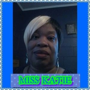 Meet your Posher, Katee